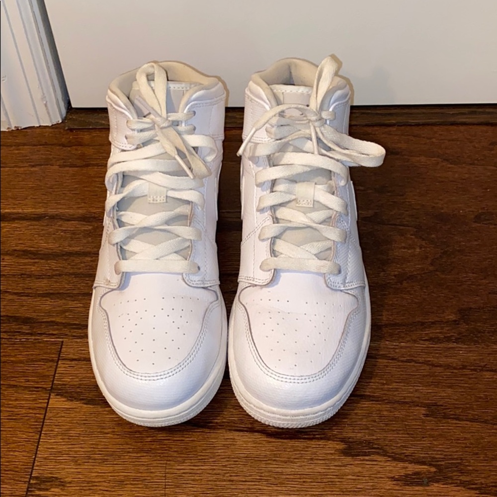Air Jordan 1 Mid